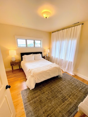 3 Schlafzimmer, Schreibtisch, Bügeleisen/Bügelbrett, kostenloses WLAN