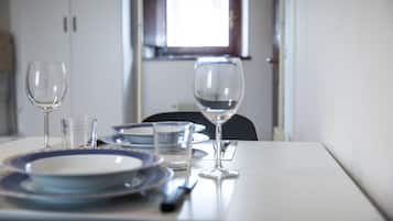 Estudi familiar (0 Bedroom) | Zona de menjador de l'habitació