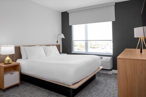 Desk, free WiFi, bed sheets - Towneplace Suites By Marriott Tampa Clearwater (Clearwater)
