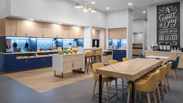 Free daily continental breakfast
