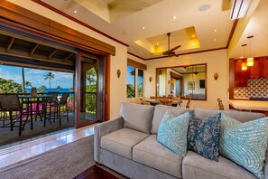 TV, DVD player - Fabulous Condo with Amazing Ocean Views - Bldg 22! Remaining Spring/Summer $350 (Kihei)