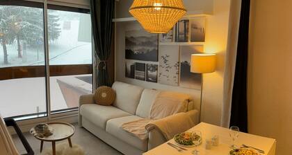 Soyouz-Vanguard 09 - Studio Apartment, Sleeps 4