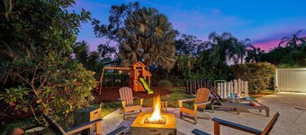 8BR Villa with Heated Pool Near Beach