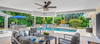 8BR Villa with Heated Pool Near Beach