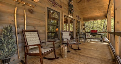 FALL DEALS! Cozy 2-Bed Cabin with Hot Tub & Firepit
