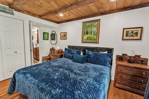 3 chambres, fer et planche à repasser, accès au Wi-Fi (inclus)