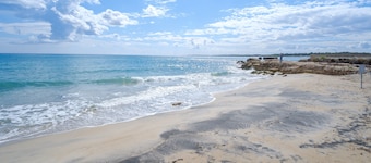 Holiday Apartment SoleLuna with Sea View, Terrace & Wi-Fi