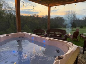 Outdoor spa tub - Hot tub, Wood Fireplace, Firepit, Pool/Marina Access (Galena)