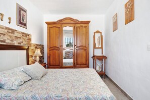 1 makuuhuone, ilmainen Wi-Fi, vuodevaatteet