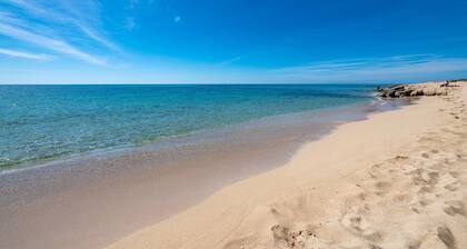 Pet-Friendly Apartment Acquadolce with Sea View & Terrace