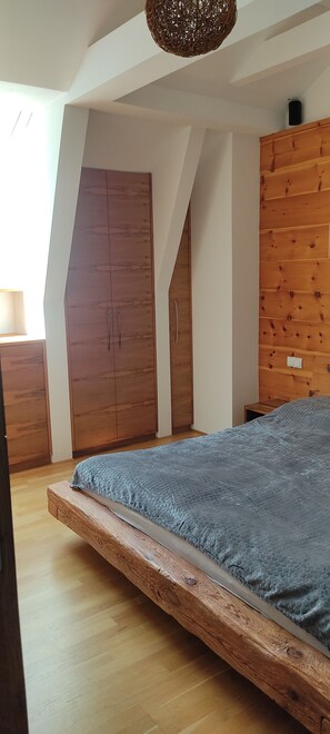 2 chambres, bureau, Wi-Fi gratuit, draps fournis