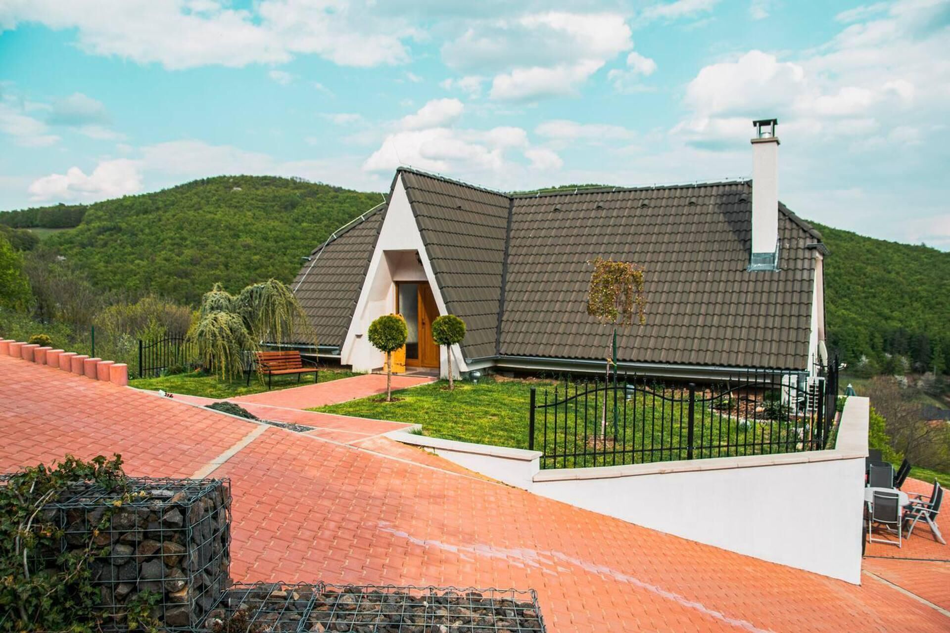 Cottage | Bahagian luar