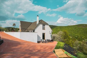 Cottage, Multiple Beds | Exterior