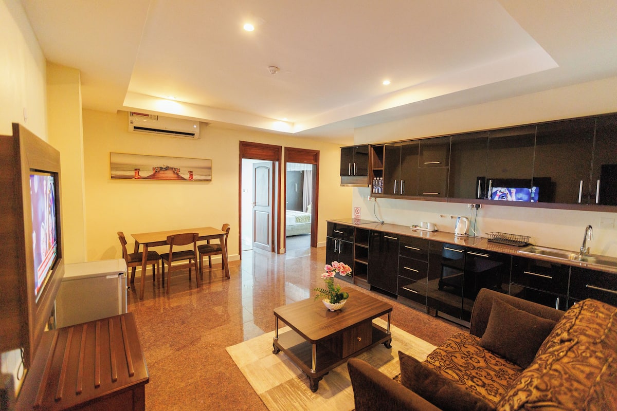 Family Suite with City View (No Washing Machine) | Living area