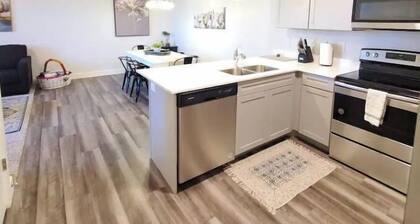 2022 Modern Lehi! King Bed, Everything nearby!