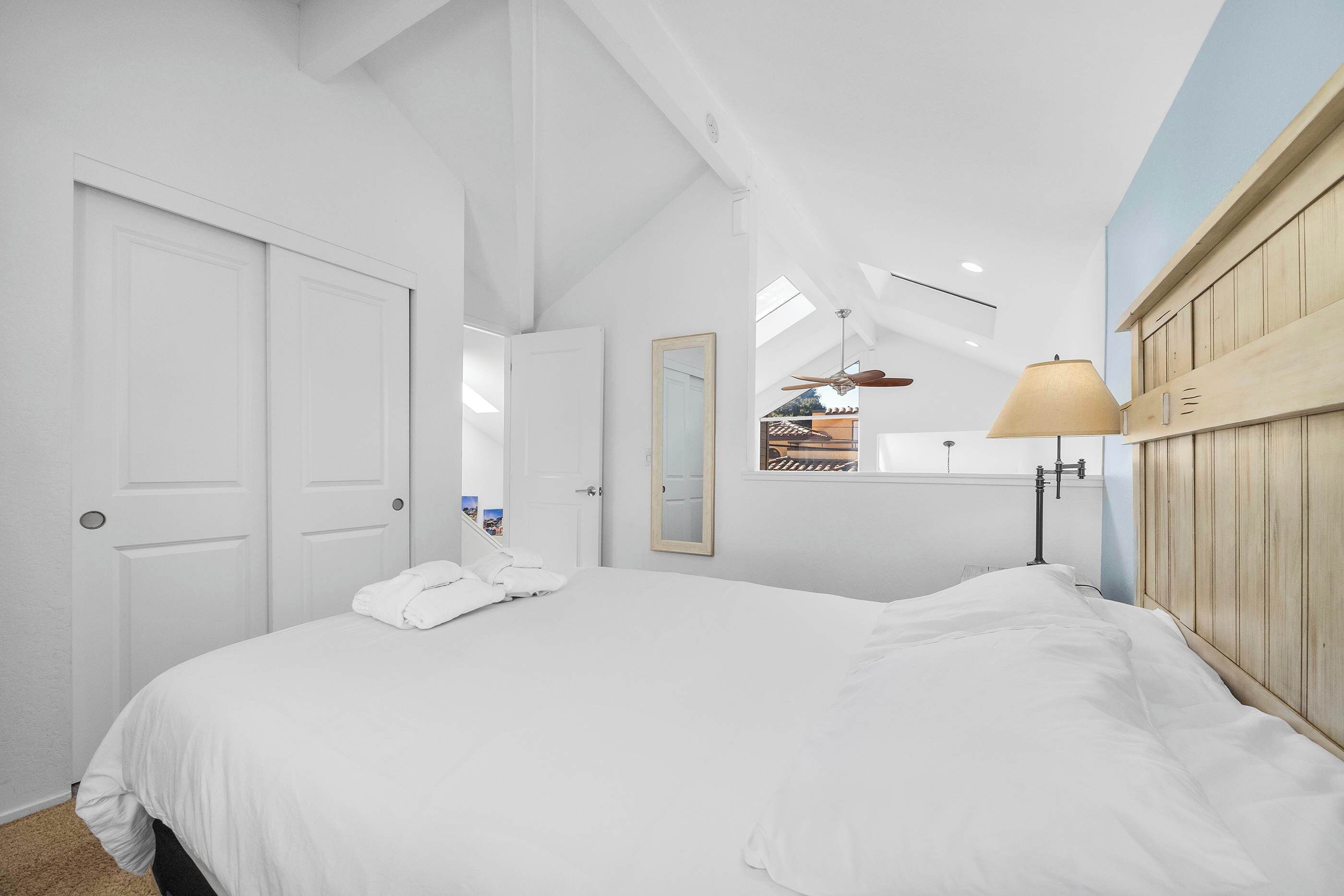 2 chambres, fer et planche à repasser, lit de bébé portatif, Wi-Fi