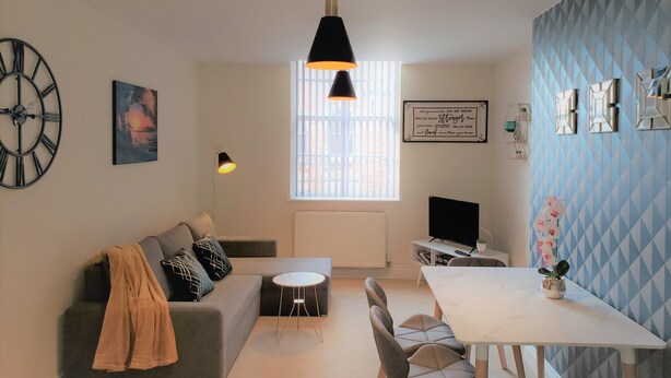 Apartamento Deluxe, baño privado, vistas a la ciudad | Salón