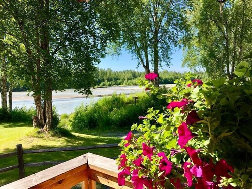 Lodge Suites at Susitna River Lodge