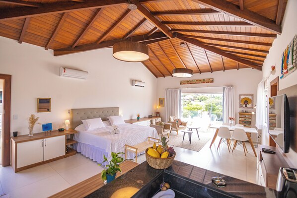 1 bedroom, individually decorated, individually furnished, desk