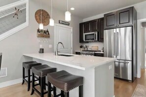 Fridge, microwave, oven, stovetop - NEW! RUSTIC LUXURY (2 BR+Loft) w/ Hot Tub Near WP (Winter Park)