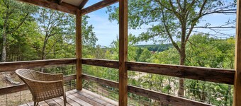 Lucky's Canoe & Kayak Cabin #2 - Caddo River Access!