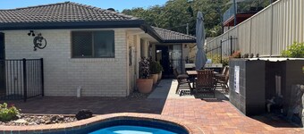 35 Rumbalara Avenue - Rainbow Beach. Swimming pool, air conditioning.