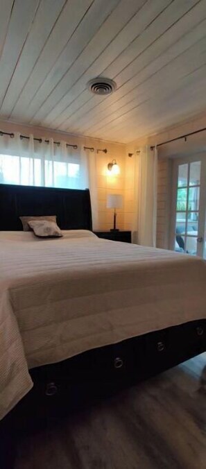 2 bedrooms