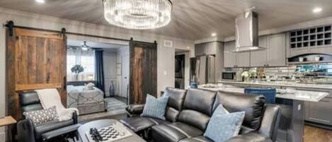 Una Smart TV, una oficina