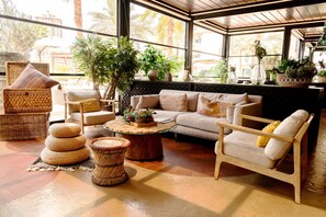 8 restaurants, spécialités Cuisine méditerranéenne