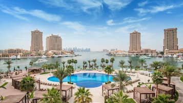 3 outdoor pools