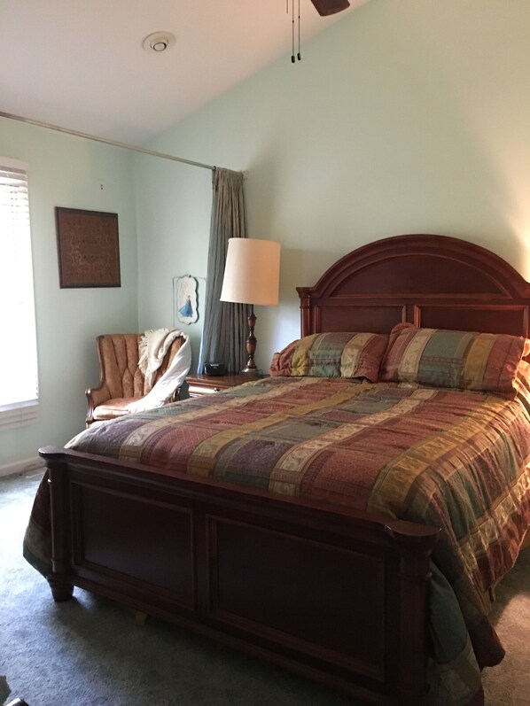 1 bedroom, desk, free WiFi, bed sheets