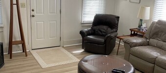 Doc's Hideaway, a Pet Friendly Home Near Manhattan