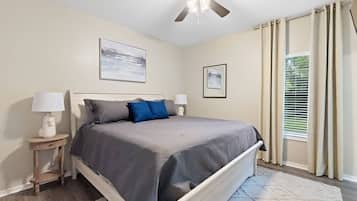 4 chambres, fer et planche à repasser, Wi-Fi, draps fournis