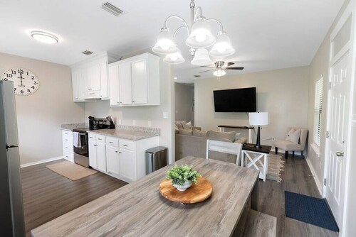 Spacious Country Living with Fishing Lake!