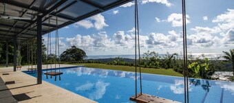 5 Bedrooms, large pool & spectacular whale tail ocean view!