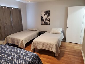 3 Schlafzimmer, Schreibtisch, WLAN