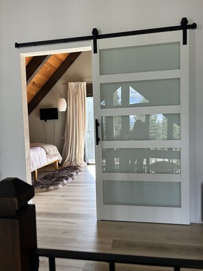 4 Schlafzimmer, Bügeleisen/Bügelbrett, Reisekinderbett, kostenloses WLAN