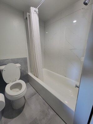 Towels - Maxim III Motel (Houston)