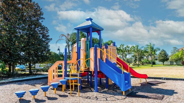 Children’s area - New Listing! Paradise Palms Resort, 6mi to Disney & 14mi to Universal - GRH438794 (Kissimmee)