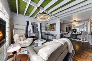 Smart TV, fireplace, offices