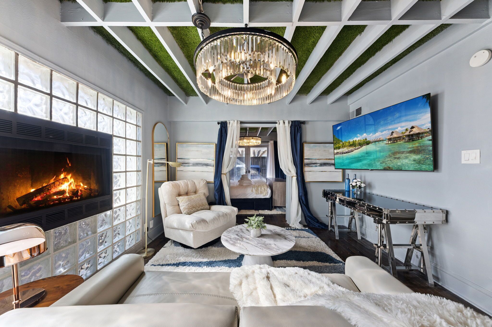 Smart TV, fireplace, offices