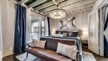 1 bedroom, desk, iron/ironing board, free WiFi