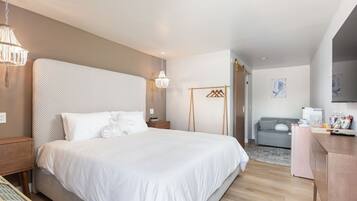 Luxury Quadruple Room | Premium bedding, down duvets, free WiFi, bed sheets