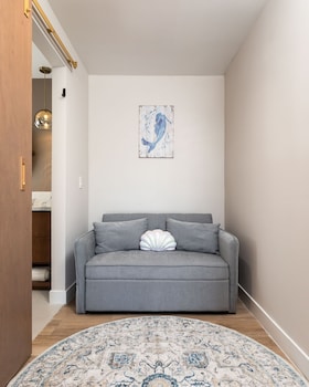 Luxury Quadruple Room | Premium bedding, down comforters, free WiFi, bed sheets at California Inn