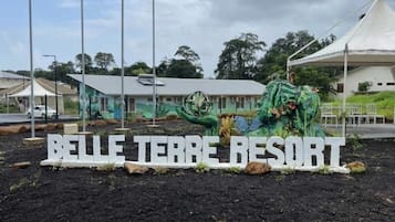 EntrĂ©e de lâhĂ©bergement