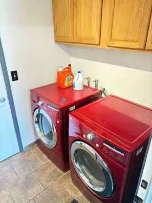 Unclassified image, 4 of 18, button