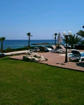 Terrace/patio - Protaras Pallini Seaside Suite (Protaras)