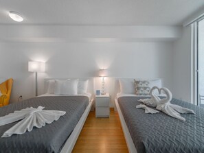 Iron/ironing board, travel cot, free WiFi, bed sheets - #3510 · Modern High-Rise Studio in Brickell (Miami)