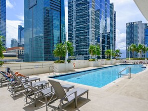 Pool - #3510 · Modern High-Rise Studio in Brickell (Miami)