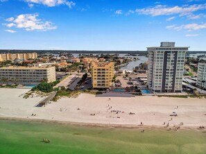Beach nearby - Anglers Cove #306 3 bed 3 bath Beachfront (Redington Shores)
